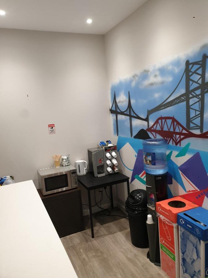 Just Sleep Hostel Единбург Екстериор снимка
